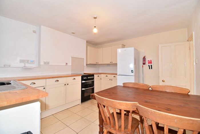 4 Bedroom Flat To Rent In Trelawney Road, Falmouth, TR11