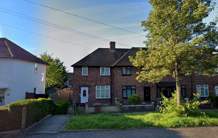 3 Bedroom Semi-Detached House To Rent In Wittenham Way, Chingford, E4