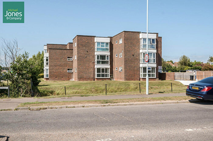 2 Bedroom Property To Rent In The Strand, Goring-By-Sea, Worthing, West Sussex, BN12