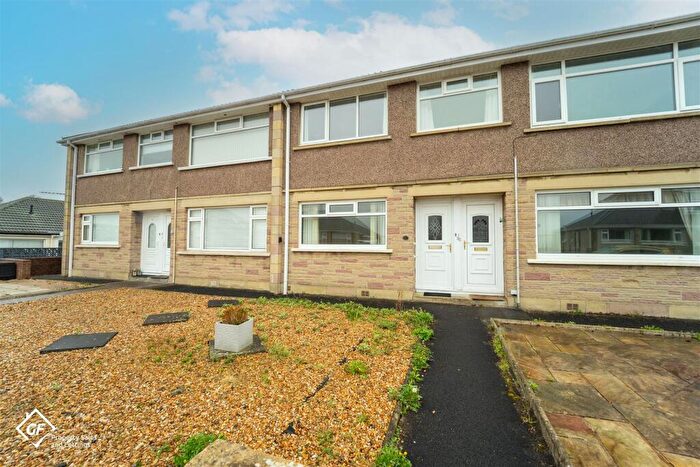 2 Bedroom Apartment For Sale In St. Albans Road, Bare, Morecambe, LA4
