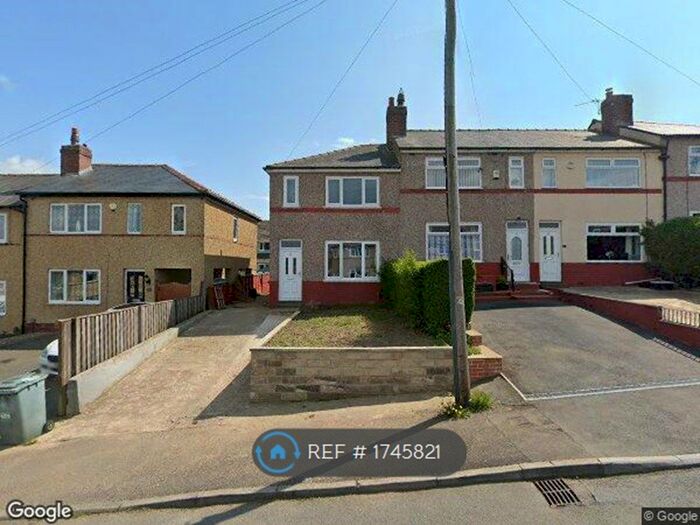 3 Bedroom Semi-Detached House To Rent In Ainley Road, Huddersfield, HD3