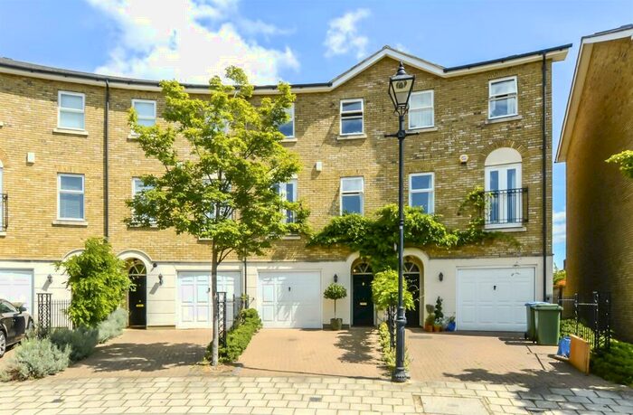 4 Bedroom Terraced House To Rent In Williams Grove, Surbiton, KT6