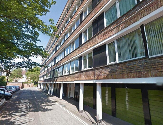 4 Bedroom Flat To Rent In High Kingsdown, Kingsdown, Bristol, BS2
