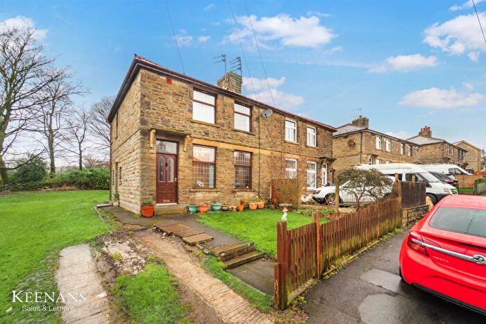 3 Bedroom Semi Detached House For Sale In Haworth Avenue, Rossendale, BB4