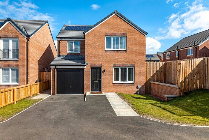 4 Bedroom Detached House For Sale In Smeaton Wynd, Edinburgh, EH16