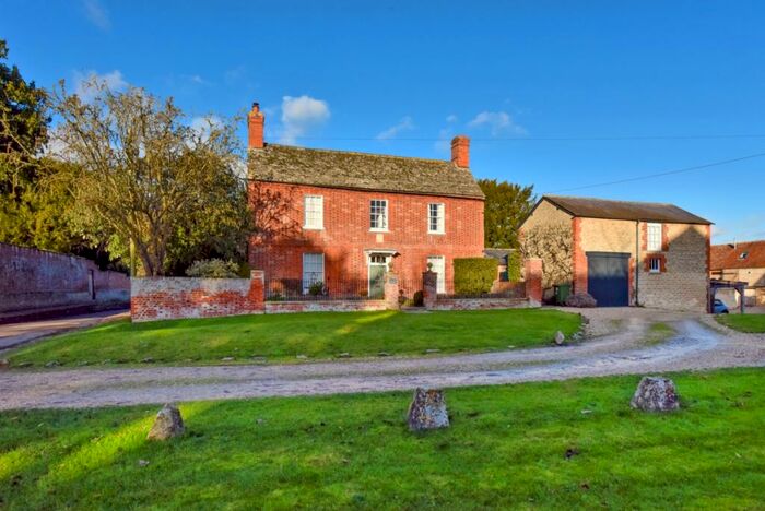 4 Bedroom Detached House To Rent In Church Street West Hanney, OX12