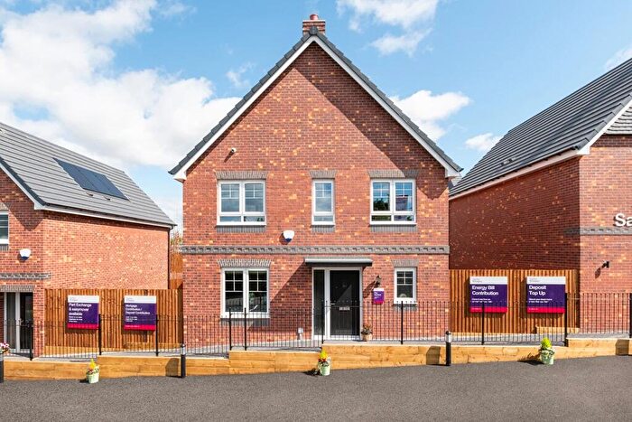 4 Bedroom Detached House For Sale In Lindridge Road, Sutton Coldfield, B75