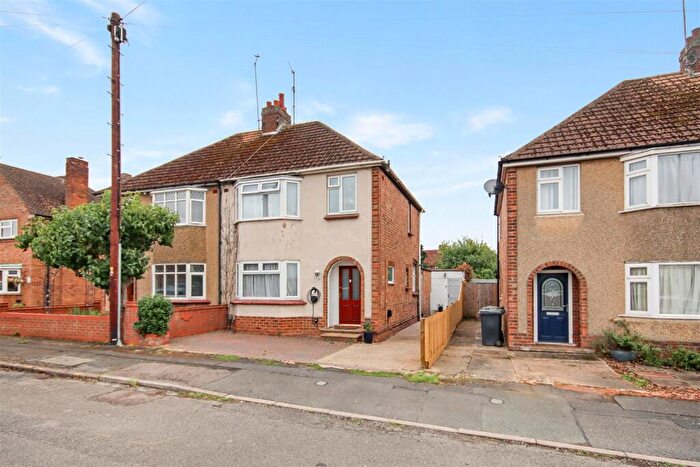 3 Bedroom Semi-Detached House For Sale In , Russell Way, Higham Ferrers, NN10