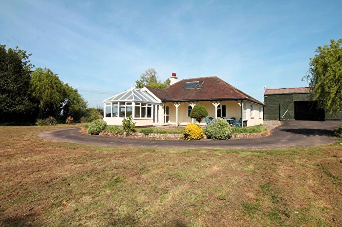 3 Bedroom Detached Bungalow For Sale In Whitestone, Hereford, HR1
