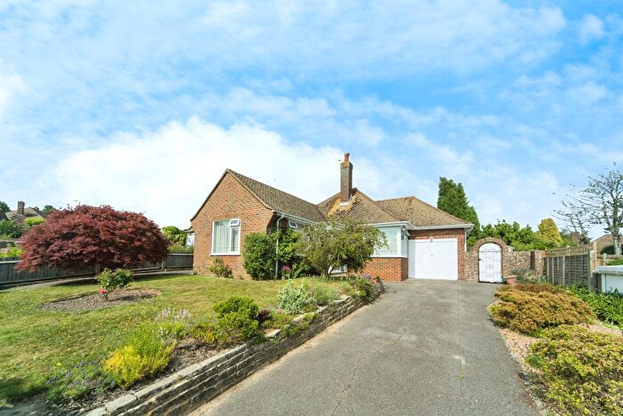 2 Bedroom Detached Bungalow For Sale In Clinch Green Avenue, Bexhill-On-Sea, TN39