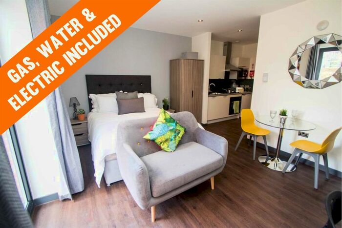 Studio To Rent In Cardigan Lane, Burley, Leeds, LS4