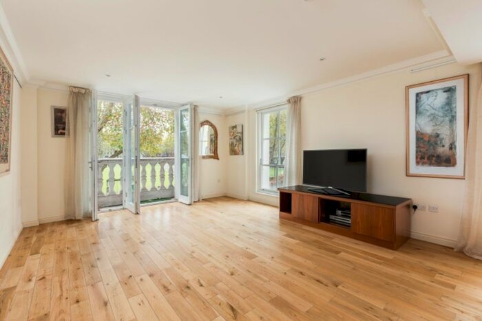 3 Bedroom Flat To Rent In Vincent Square, Westminster, London, SW1P