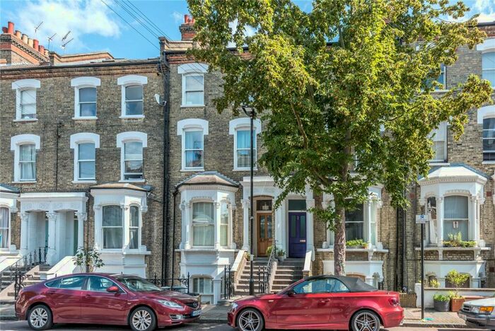2 Bedroom Maisonette To Rent In Crayford Road, Tufnell Park, London, N7