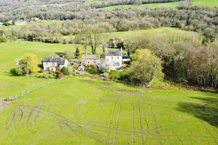 3 Bedroom Semi-Detached House For Sale In Strines Road, Strines, Stockport, SK6