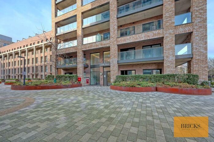 1 Bedroom Flat For Sale In Lyall House, Shipbuilding Way, London, E13