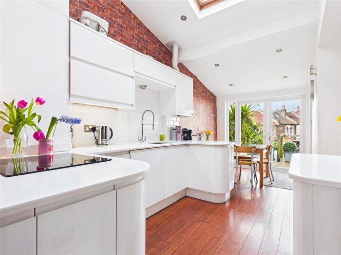 3 Bedroom Terraced House For Sale In Dalston Road, Southville, Bristol, BS3