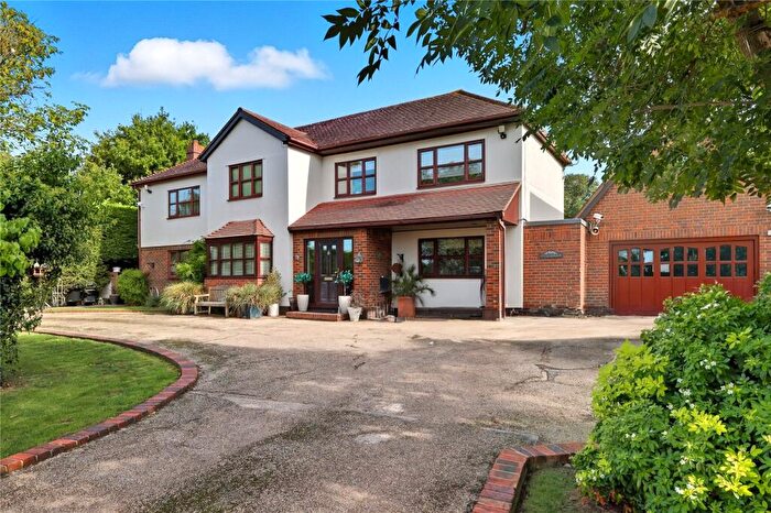 5 Bedroom Detached House For Sale In De Beauvoir Chase, Downham, Billericay, CM11