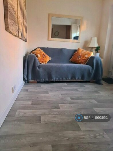 1 Bedroom Flat To Rent In Poole, Poole, BH14