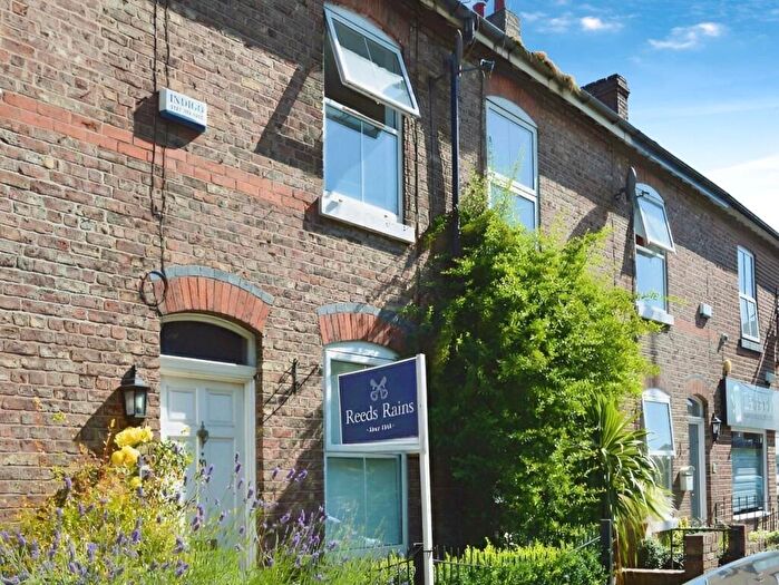 3 Bedroom Terraced House To Rent In Altrincham Road, Wilmslow, Cheshire, SK9