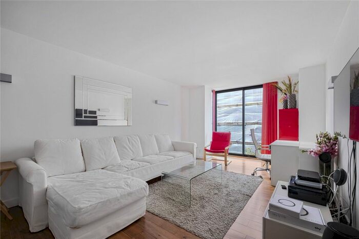 2 Bedroom Flat To Rent In Bolsover Street, London, W1W