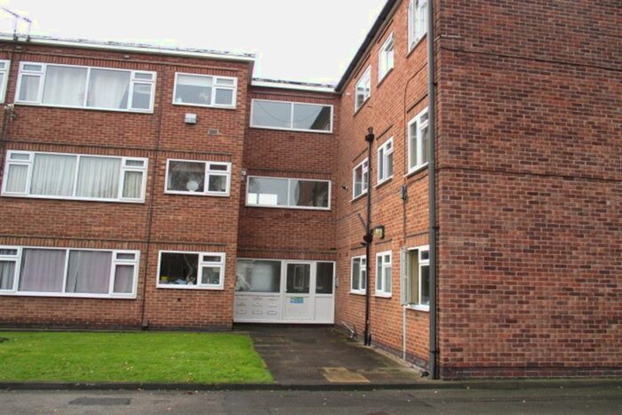 2 Bedroom Flat To Rent In Douglas Court, Chilwell, NG9