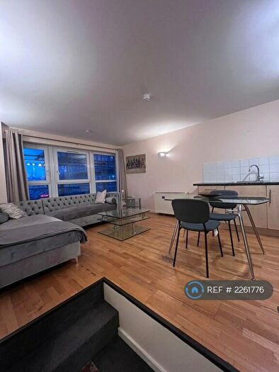 1 Bedroom Flat To Rent In The Vista Building, London, SE18