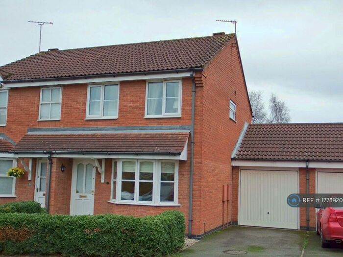 3 Bedroom Semi-Detached House To Rent In Marigold Lane, Leicestershire, LE12