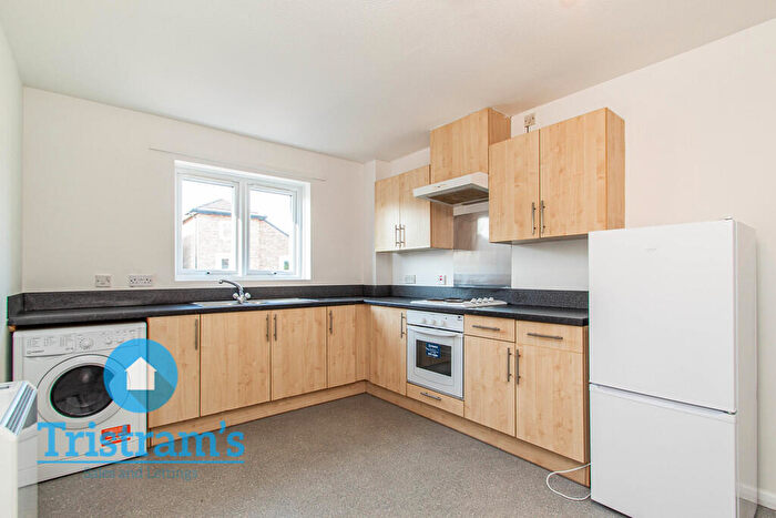 2 Bedroom Apartment To Rent In Manor Park Court, Derby, DE22