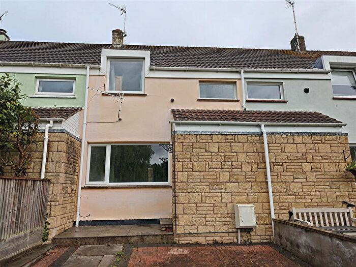 2 Bedroom Property For Sale In Church Meadow, Landkey, Barnstaple, EX32
