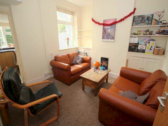 3 Bedroom House To Rent In Spencer Street, Cathays, CF24