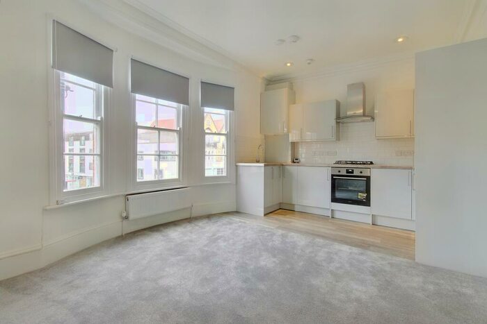 2 Bedroom Flat To Rent In Mare Street, (), Hackney, E8