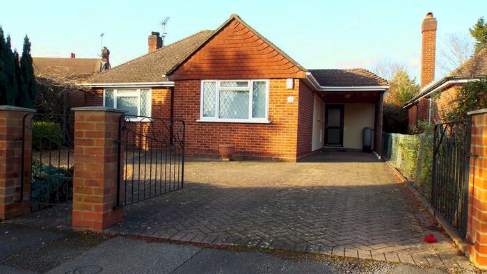 2 Bedroom Bungalow To Rent In Hilbury Road, Earley, RG6