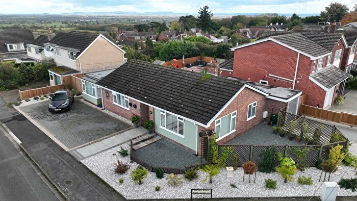 3 Bedroom Detached Bungalow For Sale In Ridgeway Avenue, Marford, Wrexham, LL12