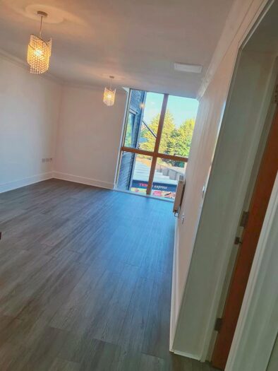 2 Bedroom Flat To Rent In Innova Court, A Leslie Park Road, Croydon, Surrey, CR0