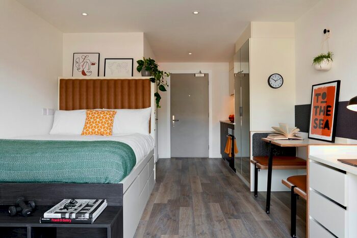 Studio To Rent In Pelham Terrace, Brighton, BN2