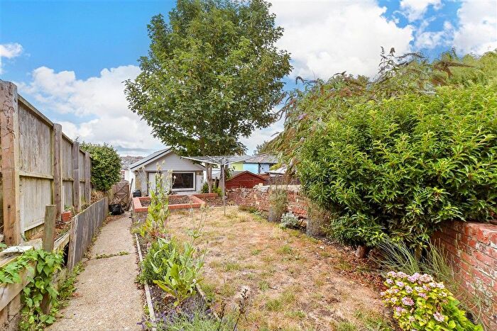 5 Bedroom Terraced House For Sale In Upper Highland Road, Ryde, Isle Of Wight, PO33