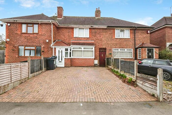 3 Bedroom Semi Detached House For Sale In Reservoir Road, Selly Oak, Birmingham, West Midlands, B29