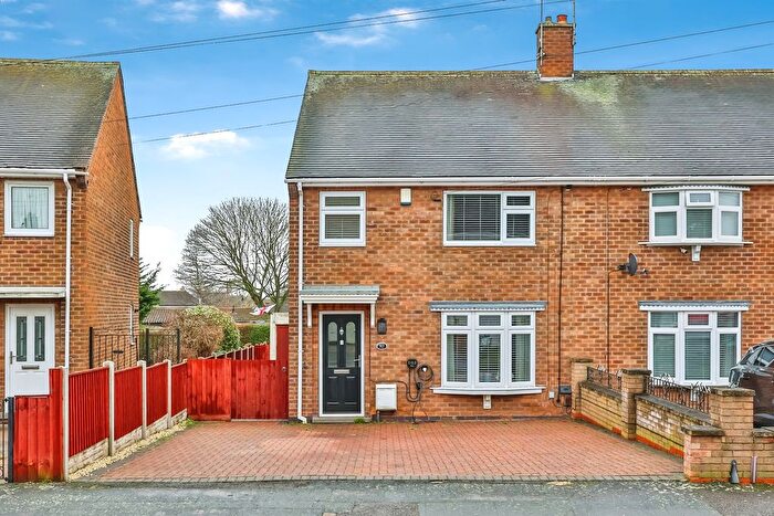 3 Bedroom Semi-Detached House For Sale In Bainton Grove, Nottingham, NG11