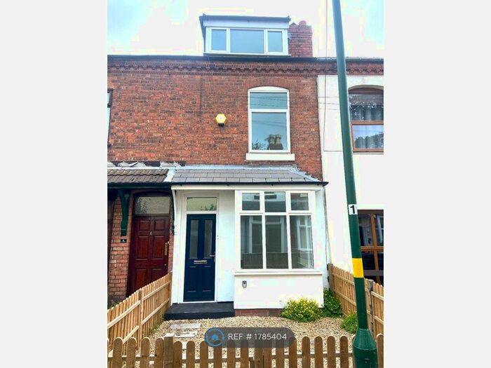 3 Bedroom Terraced House To Rent In The Grove, Birmingham, B16