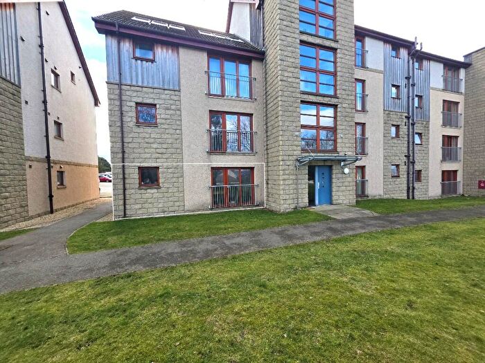 2 Bedroom Apartment For Sale In Moravia Apartments, Elgin, Moray, IV30