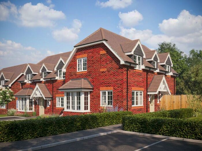 2 Bedroom Semi-Detached House For Sale In Fullers Road, Farnham, Surrey, GU10