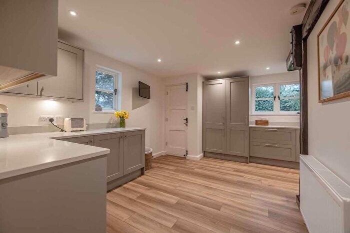 4 Bedroom Detached House For Sale In Grays Park Road, Stoke Poges, SL2