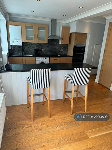 3 Bedroom Maisonette To Rent In London Road, Cheam, Sutton, SM3