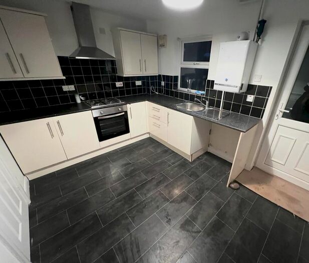 2 Bedroom Property To Rent In Cwrt Y Garth, Beddau, Pontypridd CF38