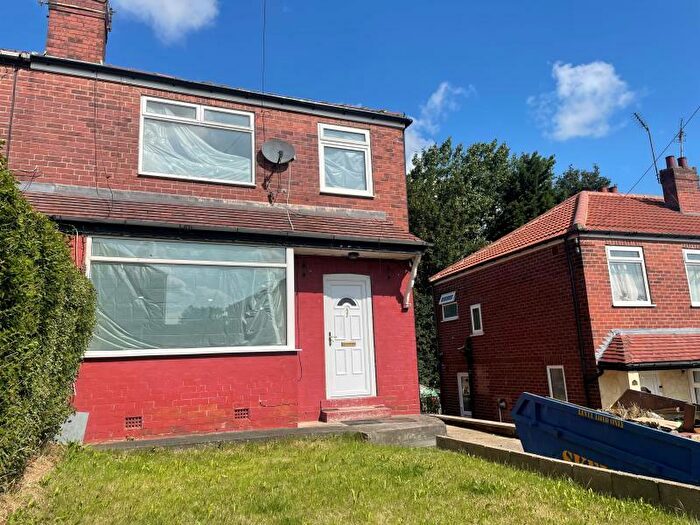 3 Bedroom Semi-Detached House To Rent In Brander Road, Leeds, LS9