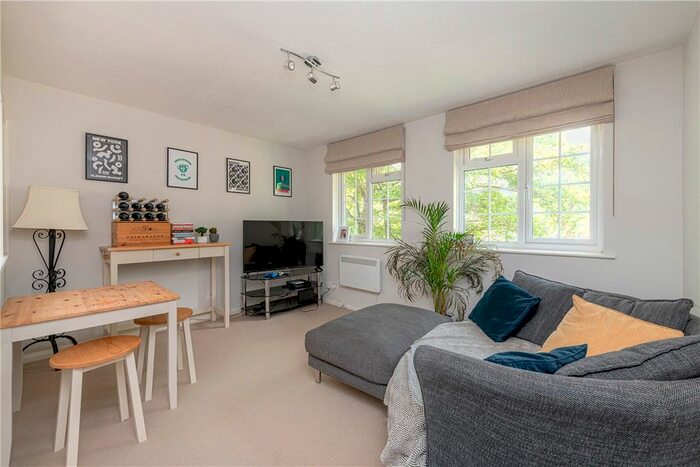 1 Bedroom Flat To Rent In St. Anthony's Close, London, SW17