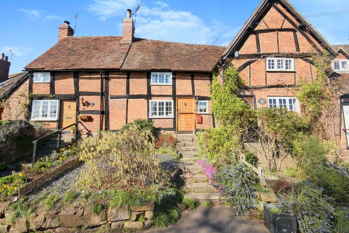 2 Bedroom Terraced House For Sale In The Bank, Stoneleigh, Coventry, CV8