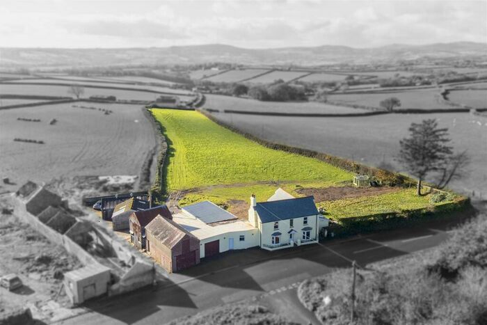 3 Bedroom Detached House For Sale In Bray Shop, Callington, PL17