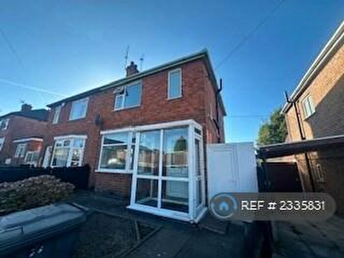 3 Bedroom Semi-Detached House To Rent In Berridge Lane, Leicester, LE4