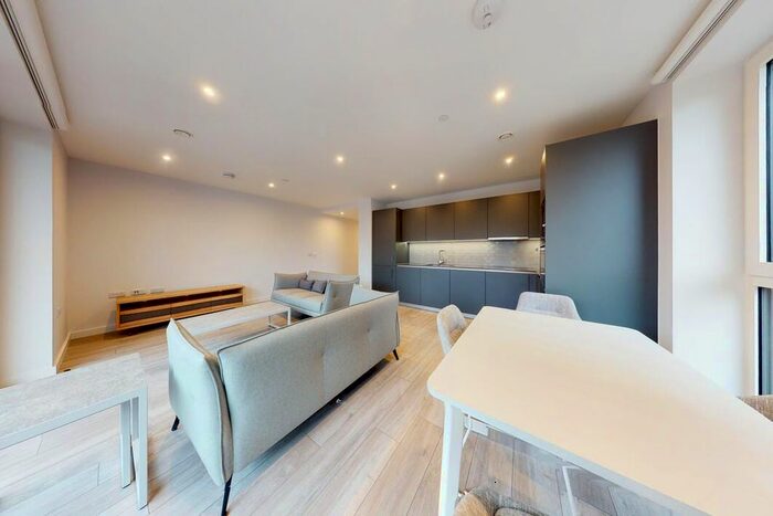 2 Bedroom Flat To Rent In , New Lion Way, London, SE17